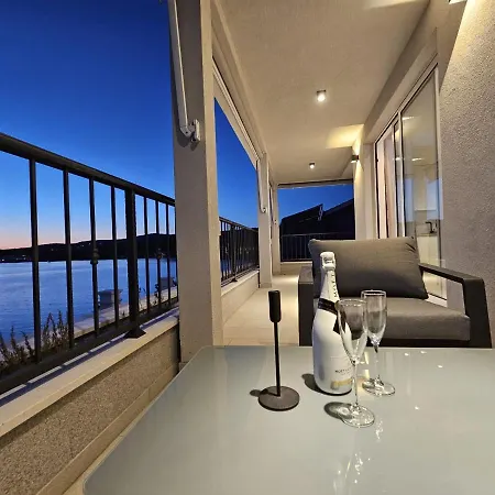 Villa Lux Apartments Rogoznica (Sibenik-Knin) Exterior photo