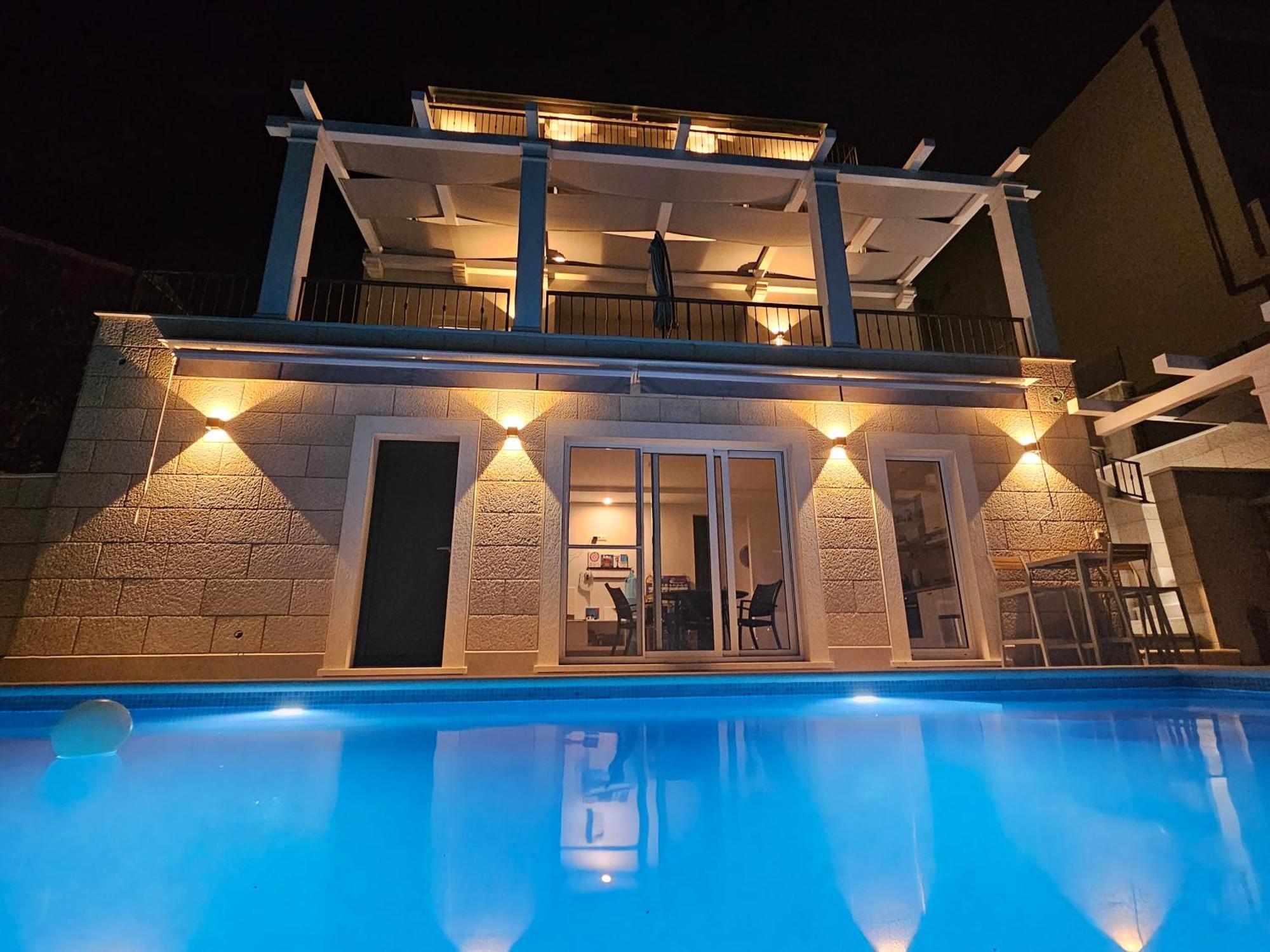 Lux Apartment